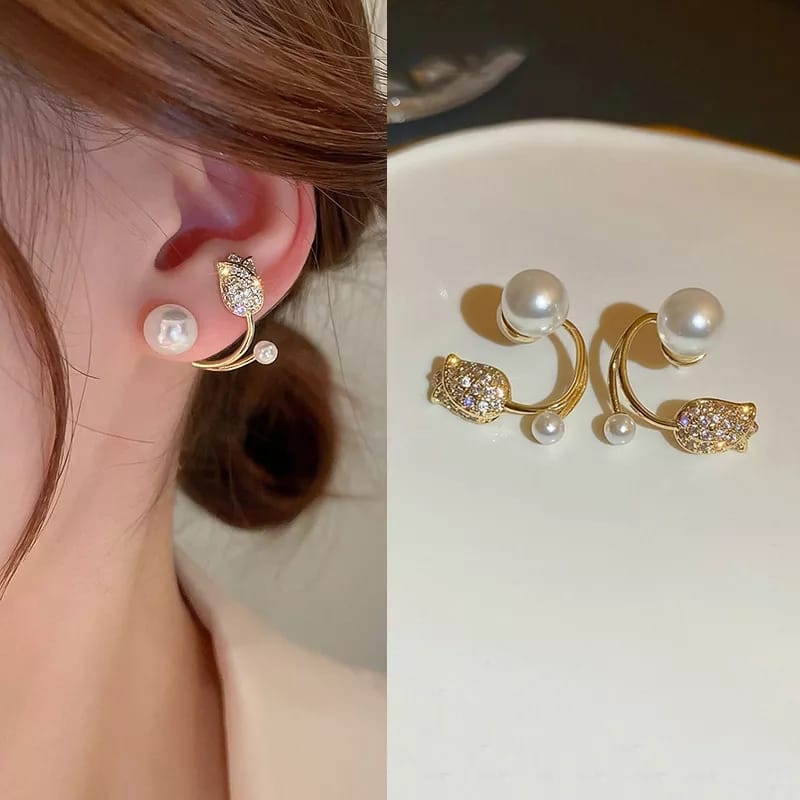 Elegant Pearl and Crystal Cat Ear Cuff Earrings